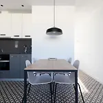 Aspasios Poble Nou Apartments